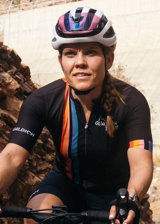 Rotes Bergtrikot Race sportiv ultraleicht vorne